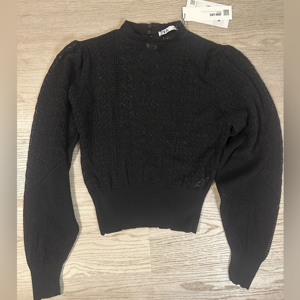Zara Black Textured Knit Turtleneck Sweater